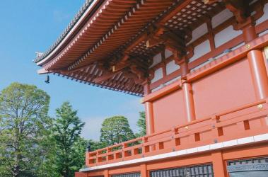 浅草寺：东京历史悠久的祈福圣地与购物天堂