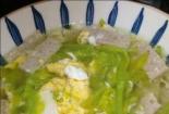 轻松制作黄花菜鸡蛋汤：营养丰富，味道鲜美