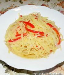 家常美食轻松做，炒土豆丝的做法详解