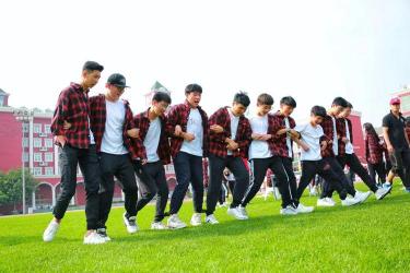 辽宁工贸学校贴吧——汇聚工贸学子，共享校园资讯，打造专属交流社区