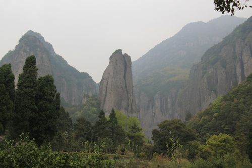 绝情谷：雁荡山显胜门景区的自然与人文之谜