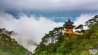 西峰寺：古韵新颜，信仰与自然的和谐圣地