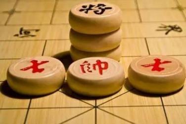 王积薪闻棋：从自大到自省，棋艺高手的深夜领悟