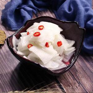 韩式萝卜泡菜做法：简单易学，美味入味的下饭菜