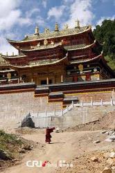 拉卜楞寺：藏传佛教的瑰宝与朝圣之地