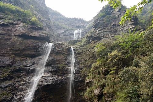 三叠泉风景区：庐山第一奇观，壮美瀑布等你来观赏