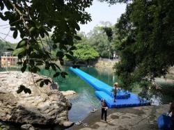 武鸣灵水：天然恒温泉水湖，游泳避暑的绝佳选择