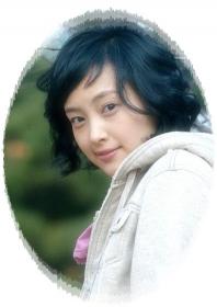 李奈映：演艺之路的多样精彩，挑战与突破的无畏前行