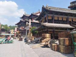横店清明上河图：重现北宋繁华，沉浸式体验影视拍摄地