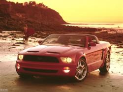 福特Mustang GT：传奇跑车的创新与传承