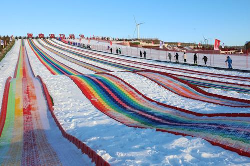 沈阳白清寨滑雪场：专业滑雪体验，尽享冰雪乐趣