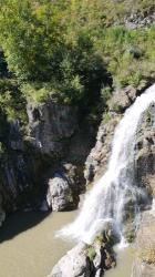 乌龙峡谷景区：青山幽谷、碧水深潭的自然奇观