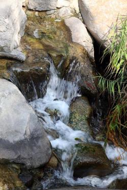 碓臼峪自然风景区：京北小三峡的野趣之旅