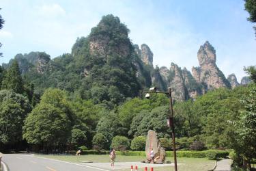 黄石寨：登山观景，体验自然之美——张家界国家森林公园精华之旅